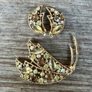 Emmons BOpen Back Rhinestone Lily Flower Brooch Pin Earrings Demi parure